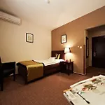 Boutique Bristol Hotel 4*
