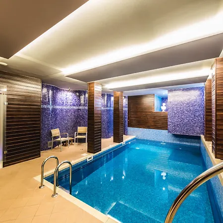 Szálloda Boutique Bristol 4*