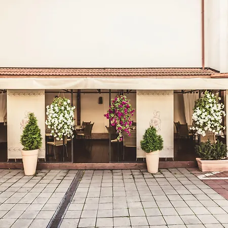 Boutique Bristol Отель