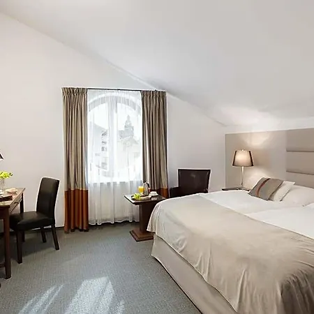 Boutique Bristol Hotel