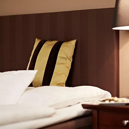 Boutique Bristol Отель