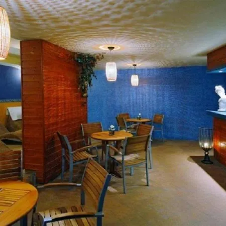 Szálloda Boutique Bristol 4*